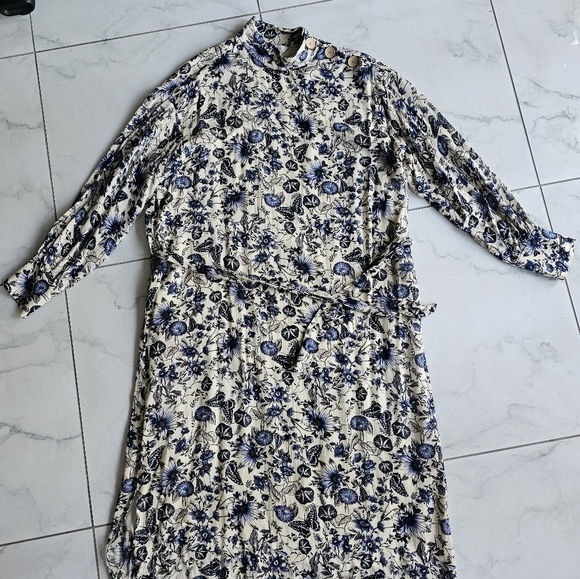 Zara Midi dress Mock Neck Long Sleeve butterfly floral print L M blue white new - Picture 6 of 8